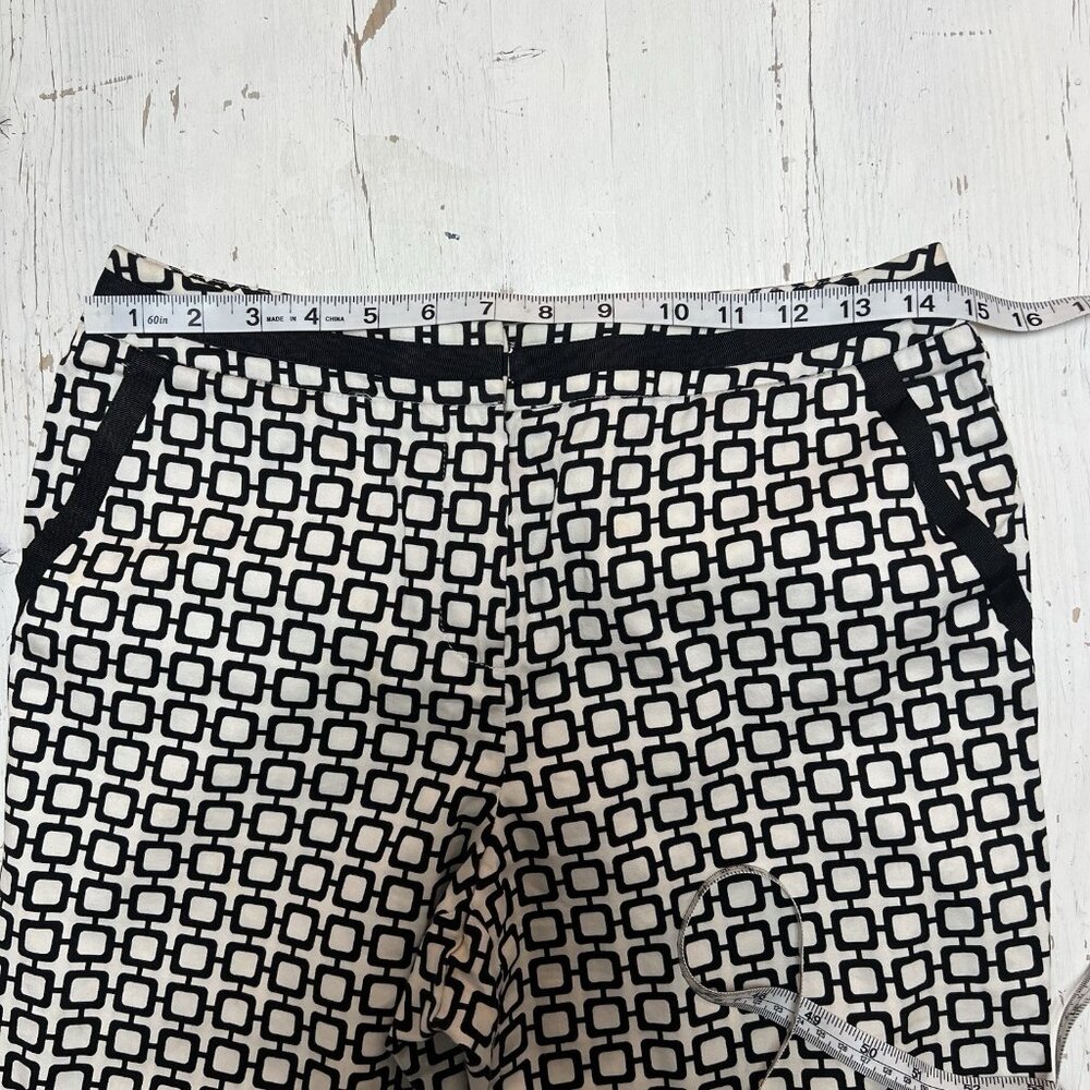 Talbots Capri Pants Size 4 Petite Black and White Geometric Cotton Stretch - Picture 3 of 7